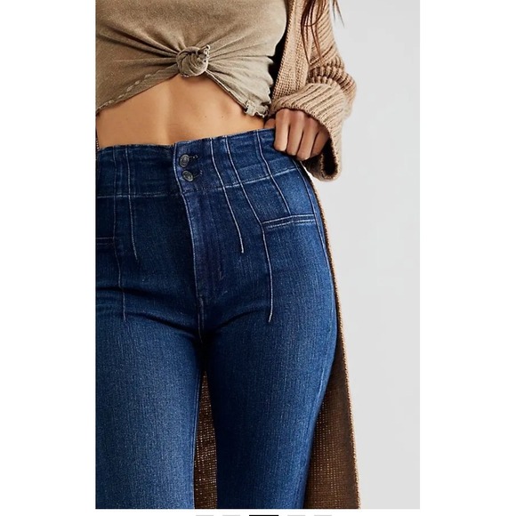 Free People High Waisted Flare Jeans Blue Denim‎ Stretch Button Fly Women's Size - Picture 2 of 11